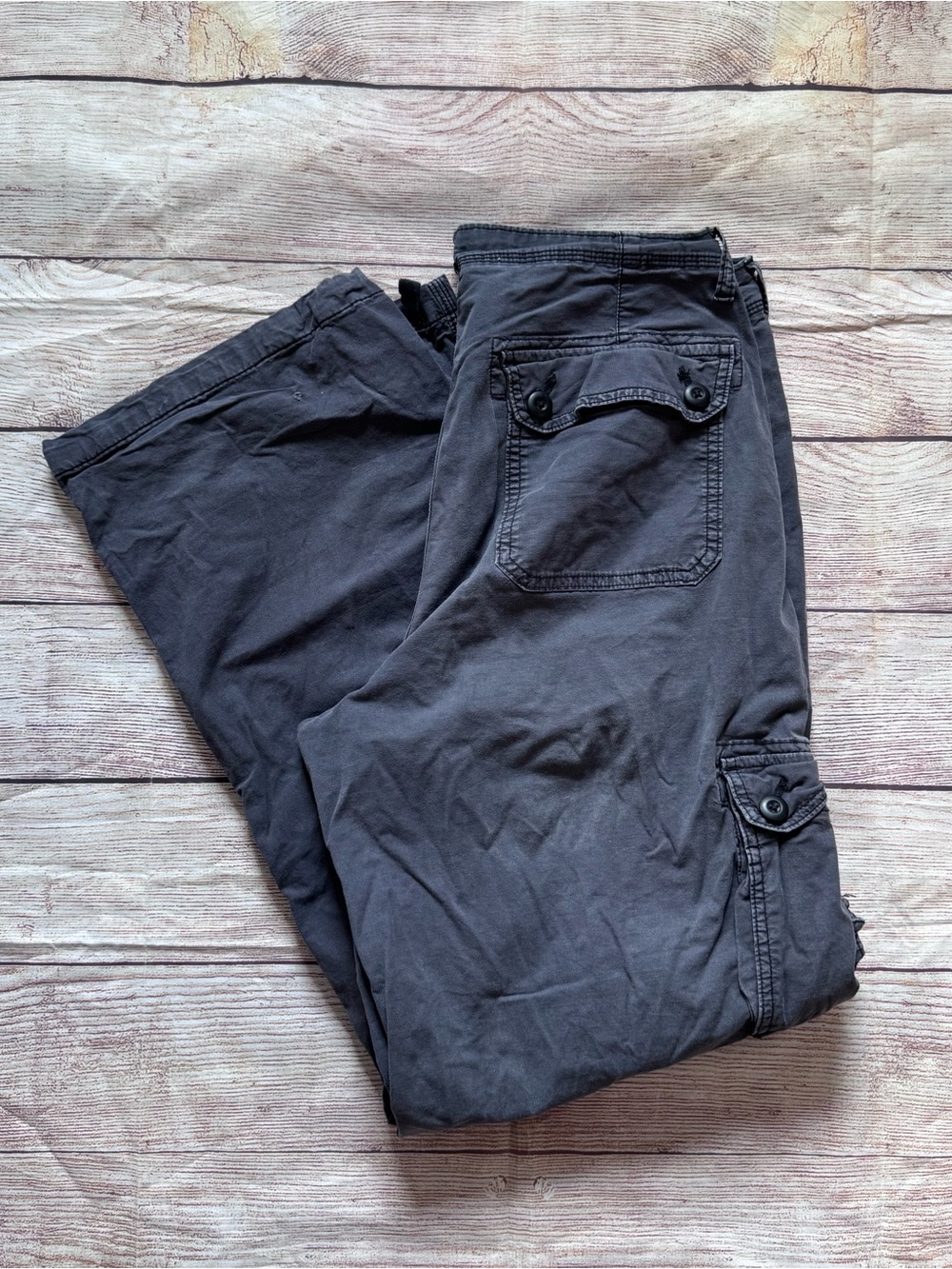 American Eagle Outfitters Cargo